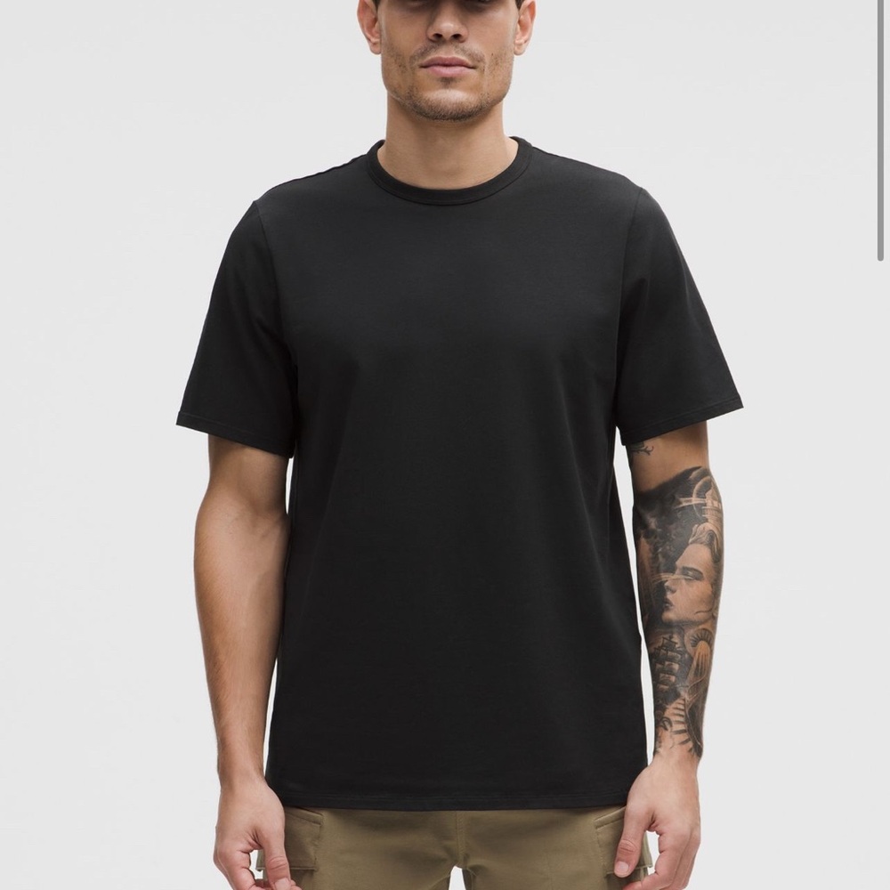 lululemon t shirt
